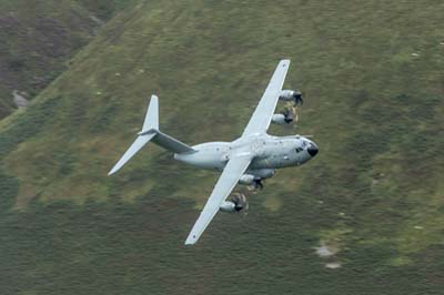 Aviation Photography low level flying