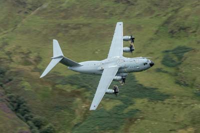 Aviation Photography low level flying