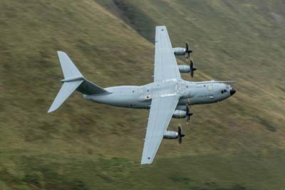 Aviation Photography low level flying