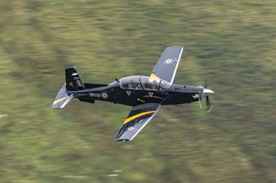 Aviation Photography low level flying