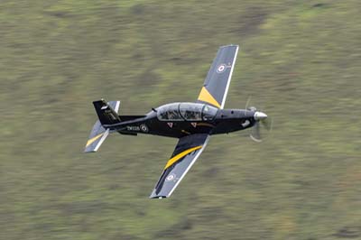 Aviation Photography low level flying