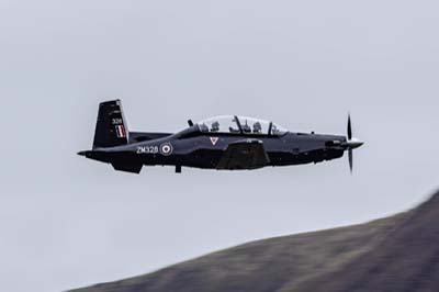 Aviation Photography low level flying